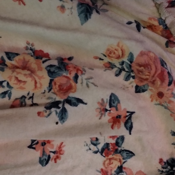 Top - Picture 2 of 2